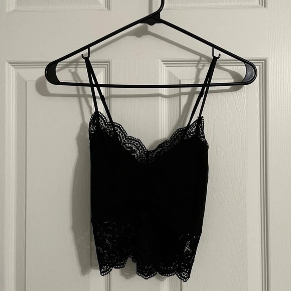 Bozzolo Tops - Bozzolo Black Lace Trim Crop Cami Top